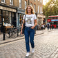 🥳HETT REA 2026🥳💞50 000+ SÅLDA!🦉 T-shirt med Ugglamotiv och "Jag är inte gammal"-motiv
