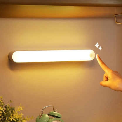 Magnetisk LED-lampa – gul med rörelsesensor eller trefärgad med knapp